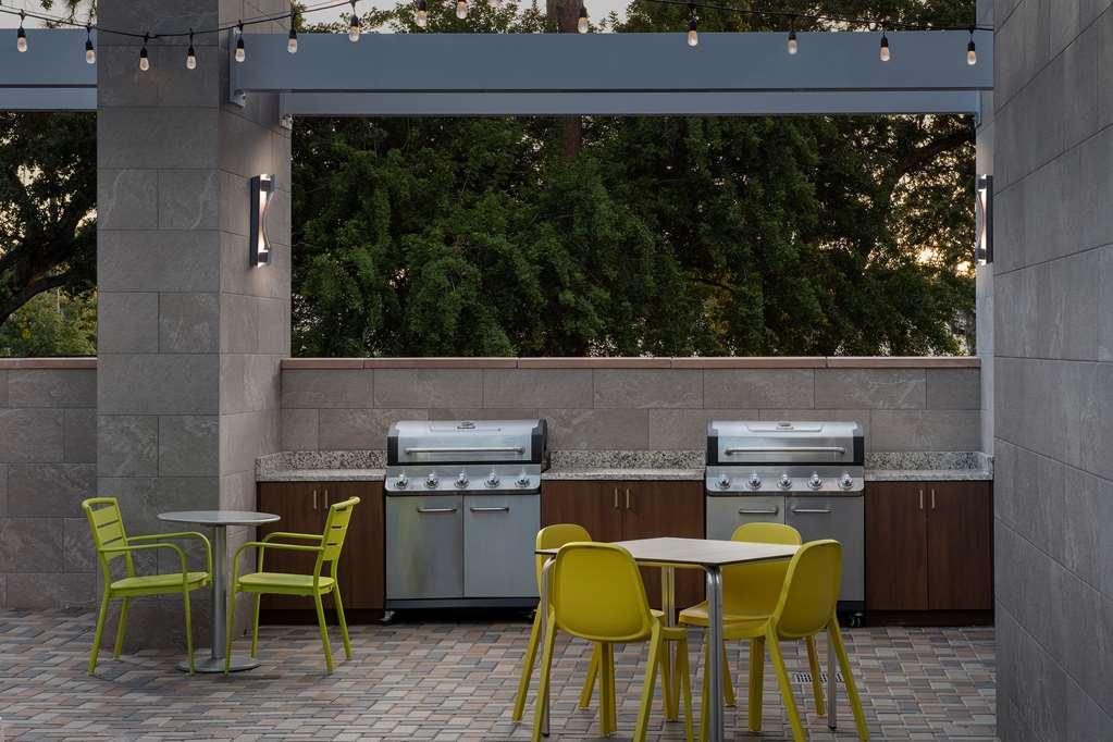 Home2 Suites By Hilton Tampa Westshore Airport Екстер'єр фото