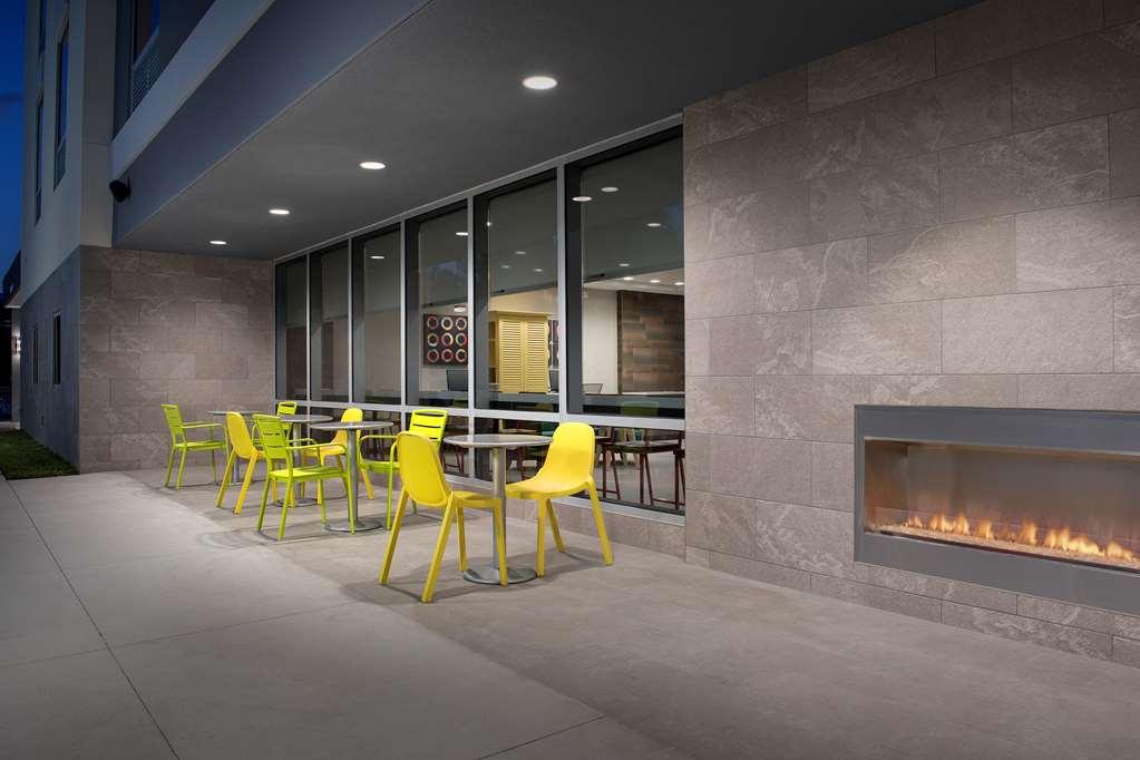 Home2 Suites By Hilton Tampa Westshore Airport Екстер'єр фото